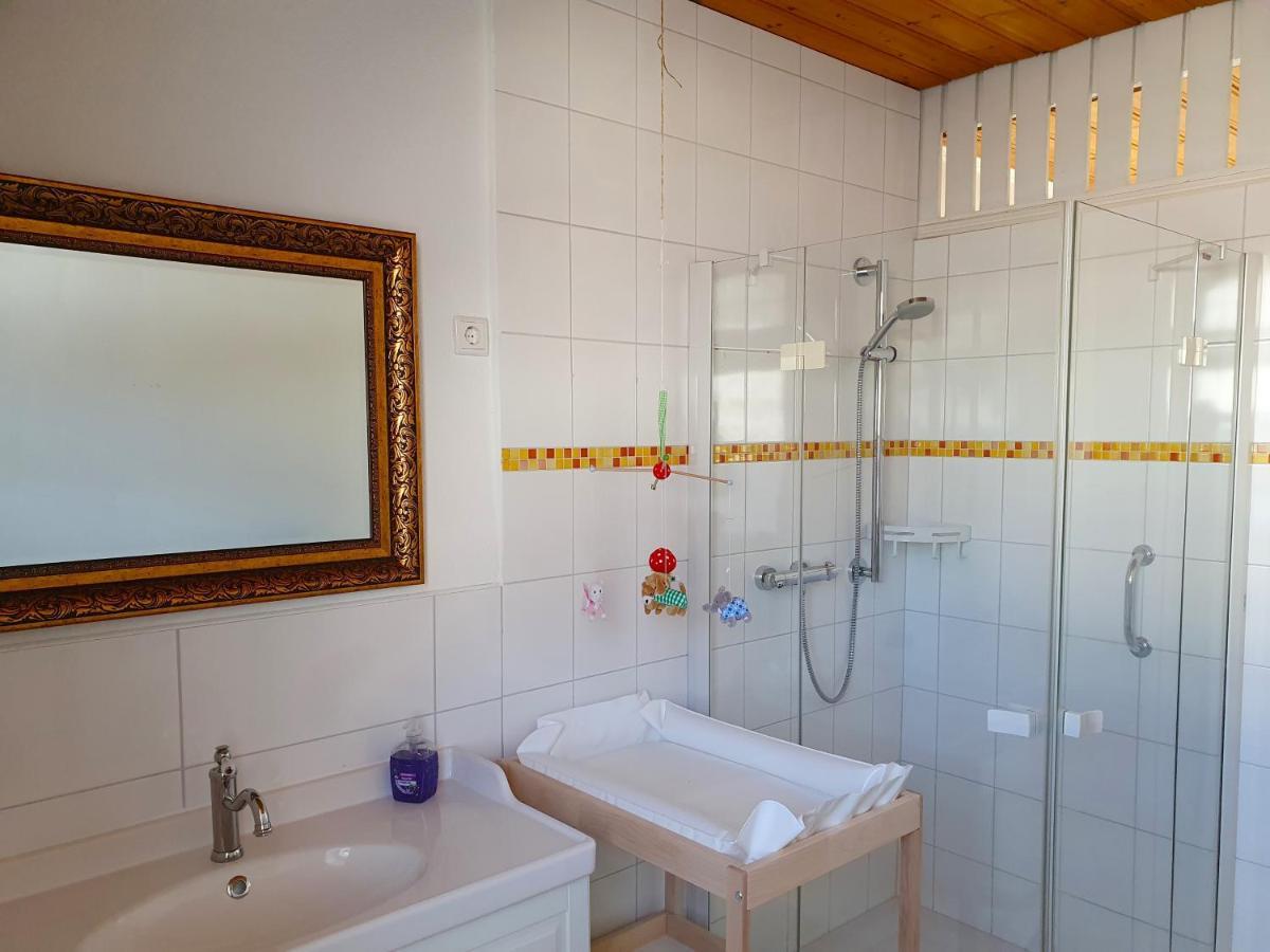 Ferienhaus Grimme - 350M2, 18 Betten - Mit Indoorspielplatz, Pool, Grosser Terrasse, Grill, Sauna, Kicker, Dart, Uvm - Ideal Fuer Familien Schmallenberg Zewnętrze zdjęcie