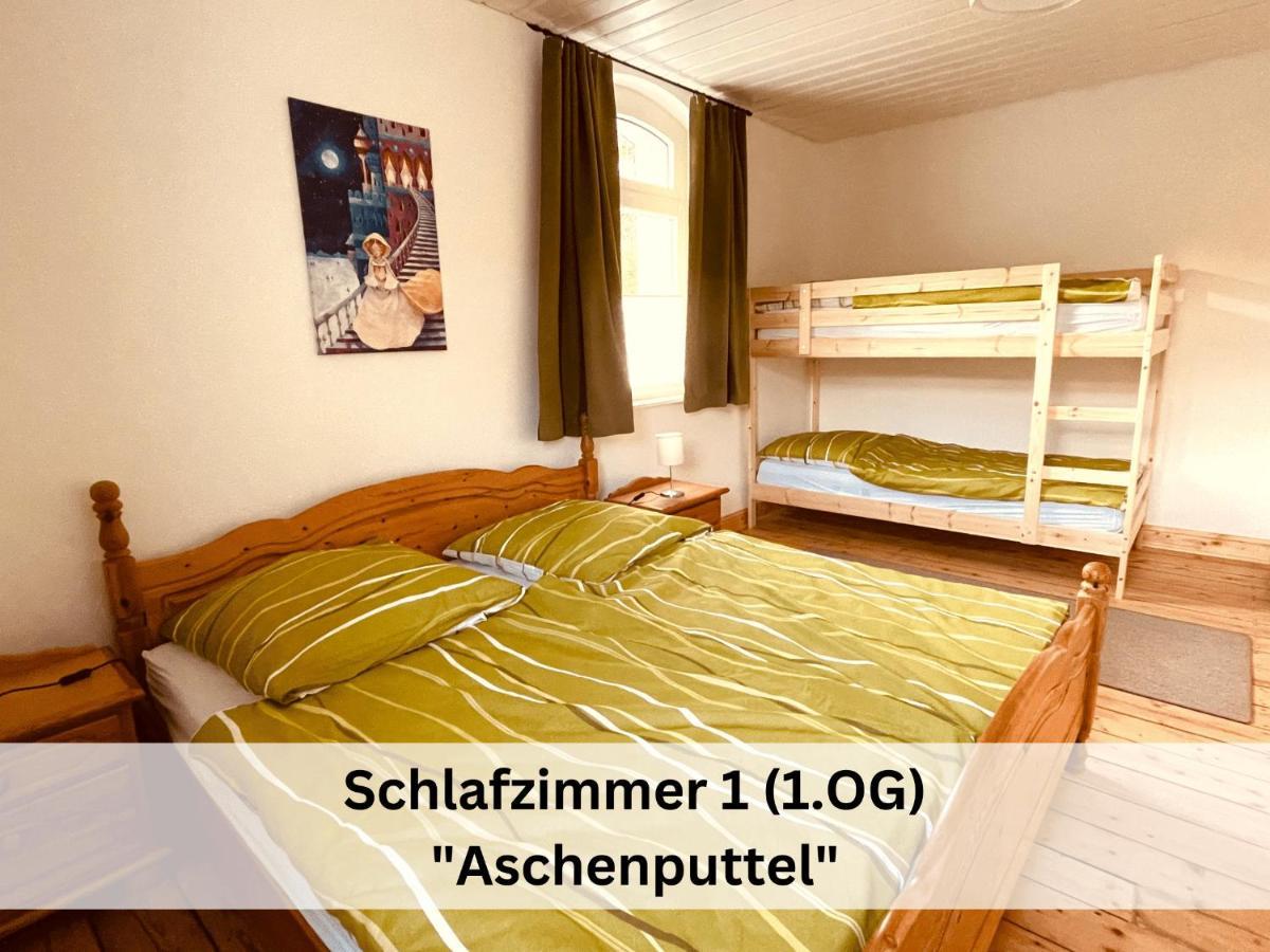 Ferienhaus Grimme - 350M2, 18 Betten - Mit Indoorspielplatz, Pool, Grosser Terrasse, Grill, Sauna, Kicker, Dart, Uvm - Ideal Fuer Familien Schmallenberg Zewnętrze zdjęcie